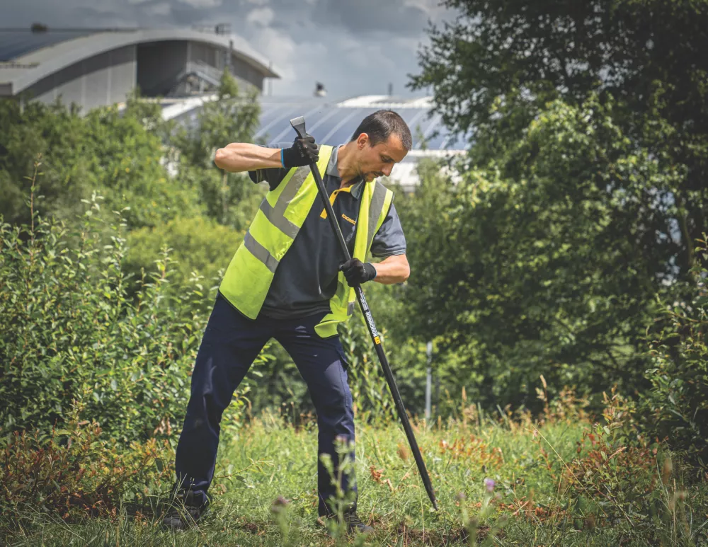 Roughneck 14lb Chisel & Point Digging Bar 50mm X 1520mm 7 Roughneck 14lb Chisel & Point Digging Bar 50mm X 1520mm - Image 5