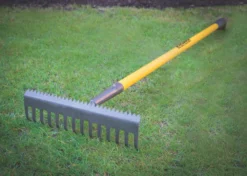 Roughneck Sharp Edge Soil Rake 350mm -Garden Tools 406KG A2