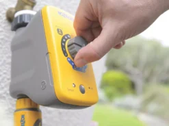 Hozelock Watering Sensor Controller -Garden Tools 4789T A2