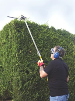 Titan TTL488GDO 25cc Petrol Bent Shaft 2-in-1 Grass & Hedge Trimmer -Garden Tools 63778 A2