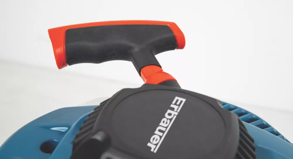 Erbauer EHTP22 69cm 22.2cc Hedge Trimmer 6 Erbauer EHTP22 69cm 22.2cc Hedge Trimmer - Image 4