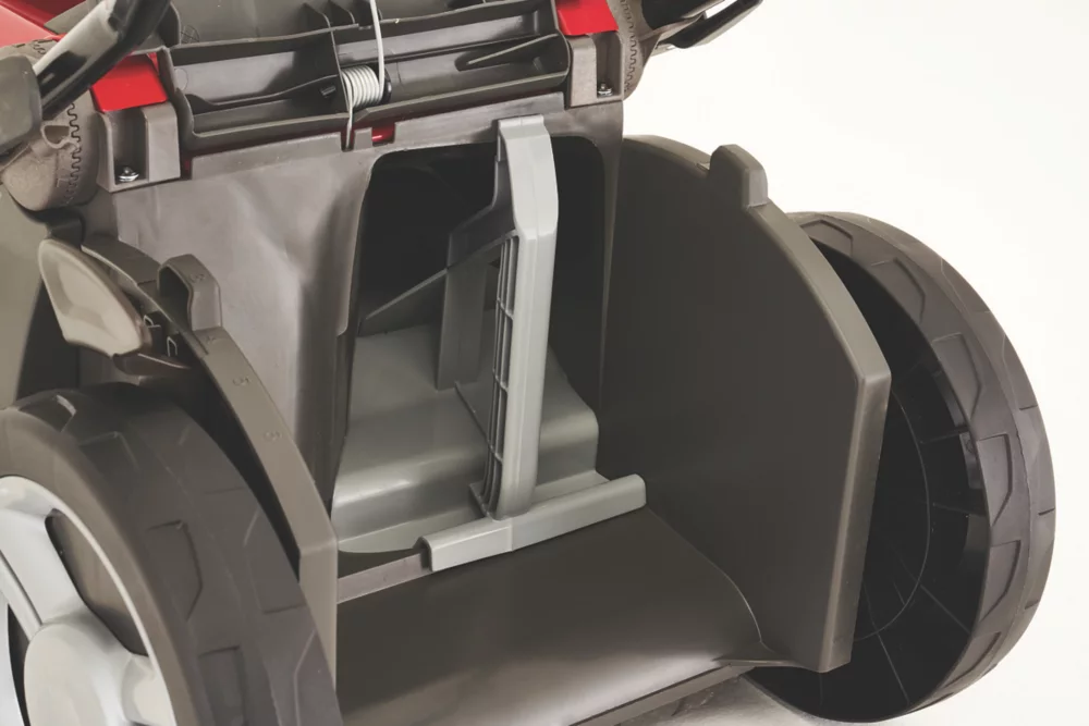 Mountfield Princess 38 Li 48V 2 X 2.0Ah Li-Ion Brushless Cordless 38cm Lawn Mower 6 Mountfield Princess 38 Li 48V 2 X 2.0Ah Li-Ion Brushless Cordless 38cm Lawn Mower - Image 4