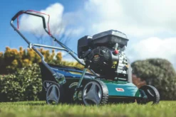 Webb WEPS400 212cc 40cm Petrol Lawn Scarifier & Raker -Garden Tools 781PR A5