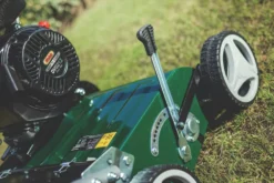 Webb WEPS400 212cc 40cm Petrol Lawn Scarifier & Raker -Garden Tools 781PR A6