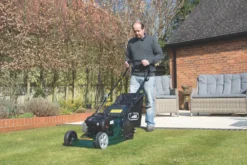 Webb RR17SP 43cm 140cc Self-Propelled Rotary Rear Roller Petrol Lawn Mower -Garden Tools 825CF A7
