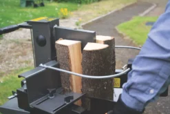 The Handy THLSV7 Corded 55cm Vertical Log Splitter 3kW -Garden Tools 887KT A6