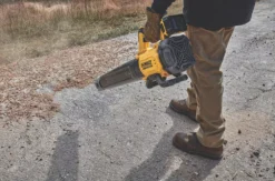 DeWalt DCMBL562N-XJ 18V Li-Ion XR Brushless Cordless Axial Blower - Bare -Garden Tools 909PT A5